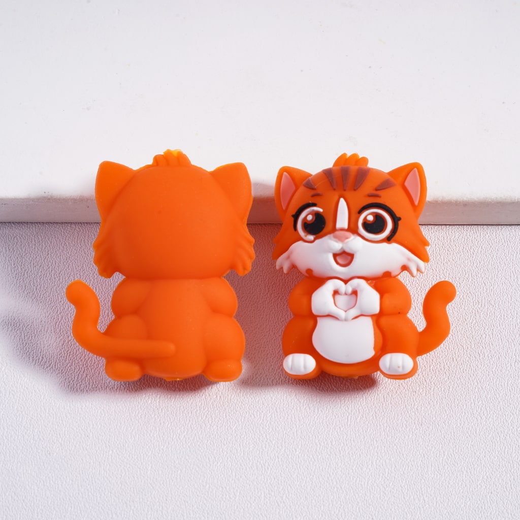 3D Cute Adorable Cat Designs in Various Styles Silicone Focal Beads Random Mix
