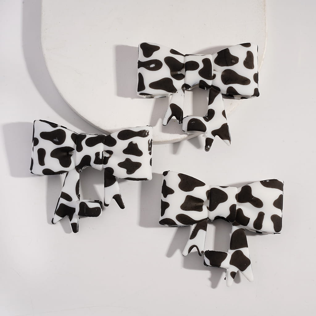 Food Grade Silicone Straw Topper for Cups and Tumblers, Cow Printed Bowtie