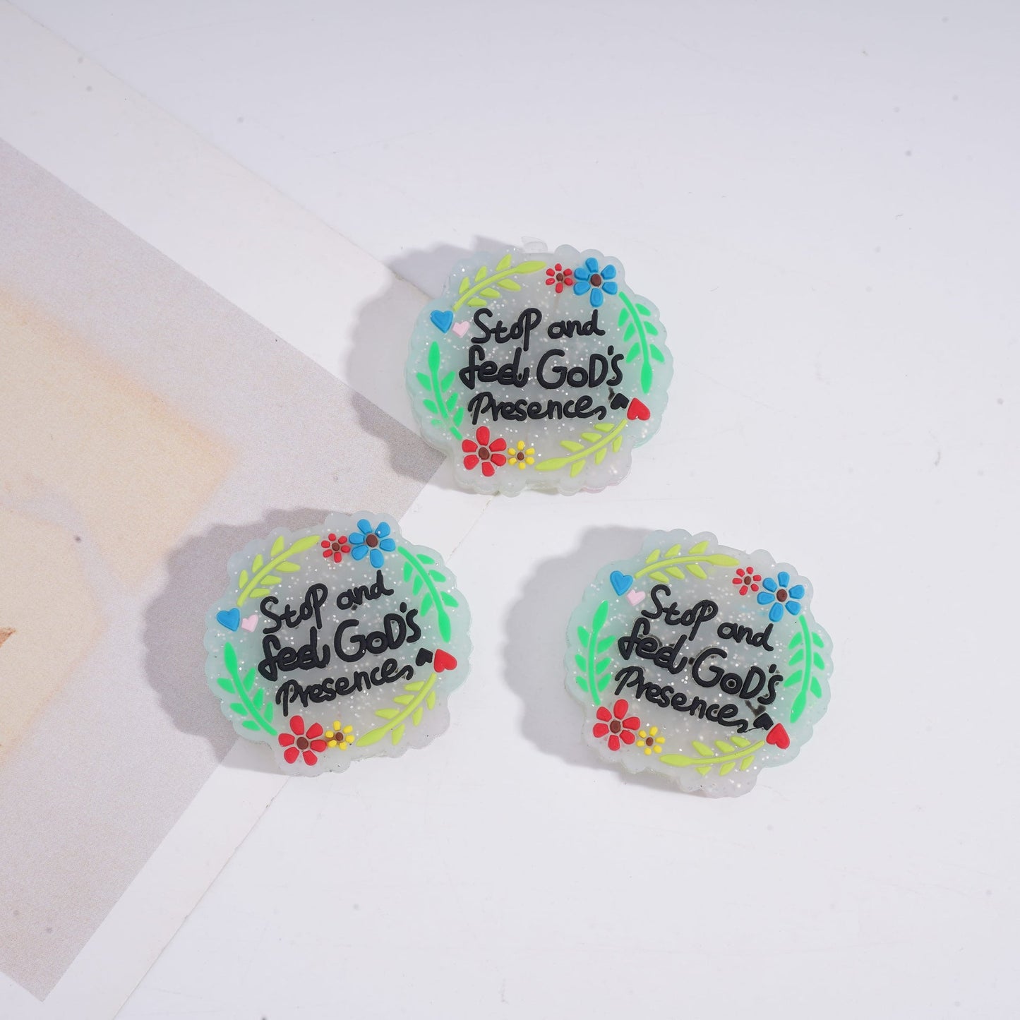 Leaves and Flowers Wreath, Silver Glitter with Text "Stop and Feel God's Presence" in Christian Faith Theme Silicone Focal Beads