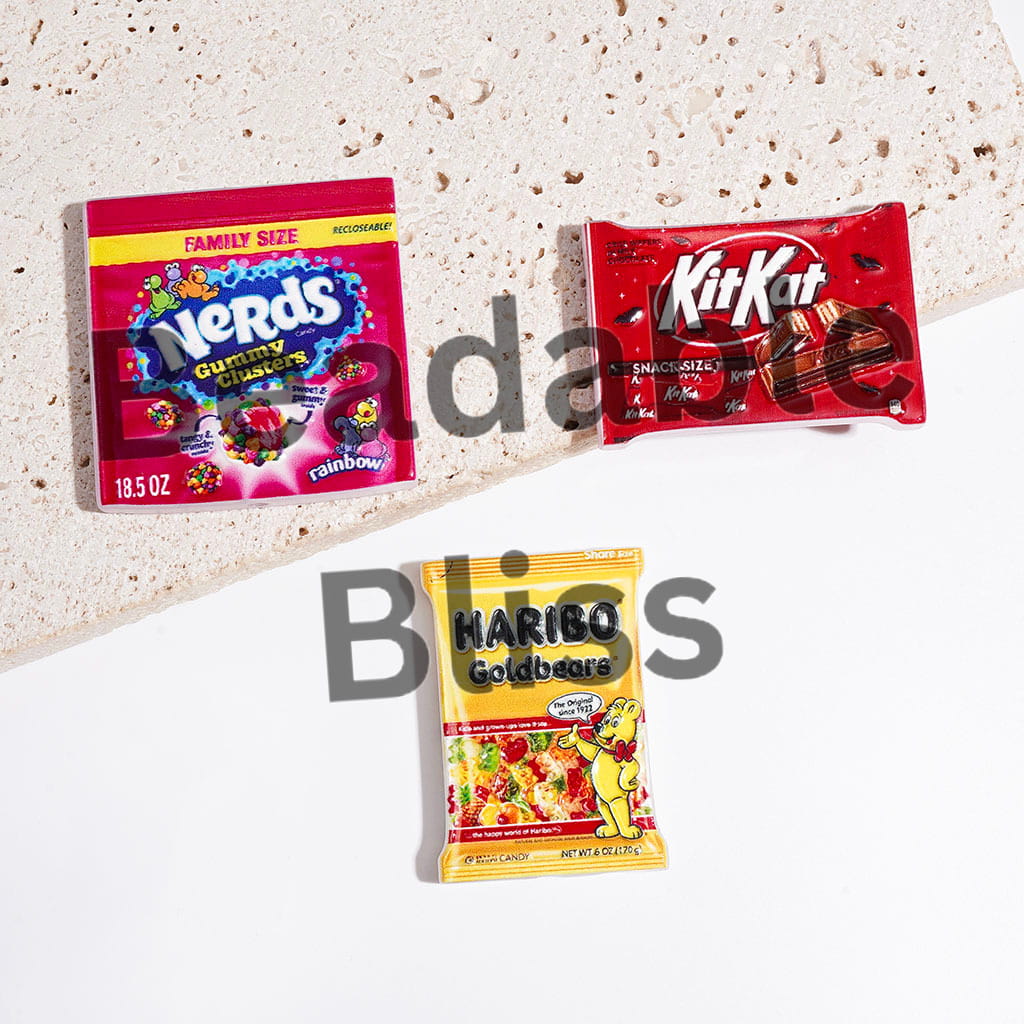 Acrylic Beads with Various Kind Snack Packaging Bag, Random Mix