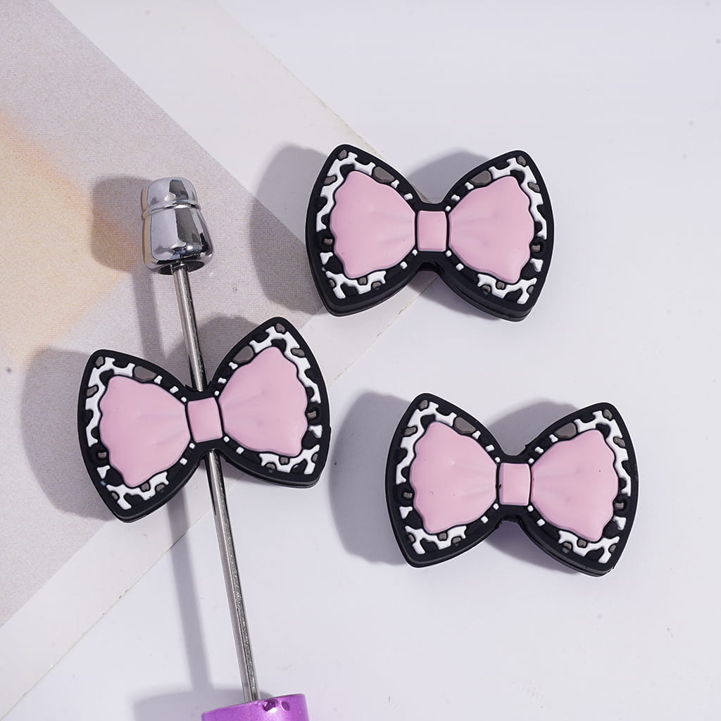 Cute Two Layer Bowtie Leopard Print Base Multicolor Silicone Focal Beads