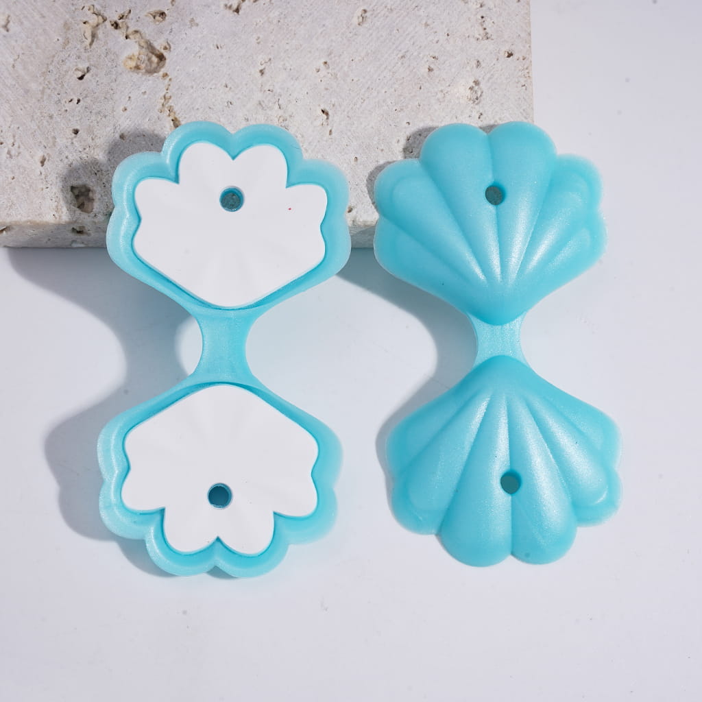 3D Sea Shell in Assorted Colors Silicone Focal Beads