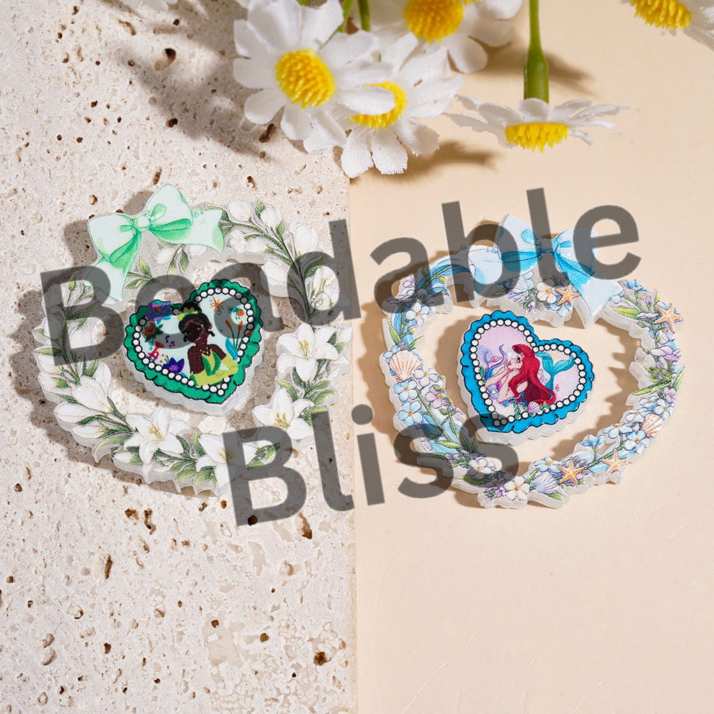 Classic Animation Pretty Princess Character Series Acrylic Beads Hollowed Heart Frame and Decoration, Random Mix (Please Read Description)