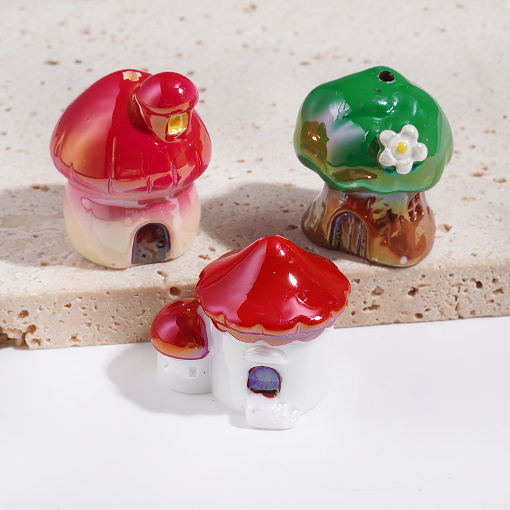 UV-Coated Colorful Acorn, Tree and Mushroom House Designs Acrylic Beads, Random Mix