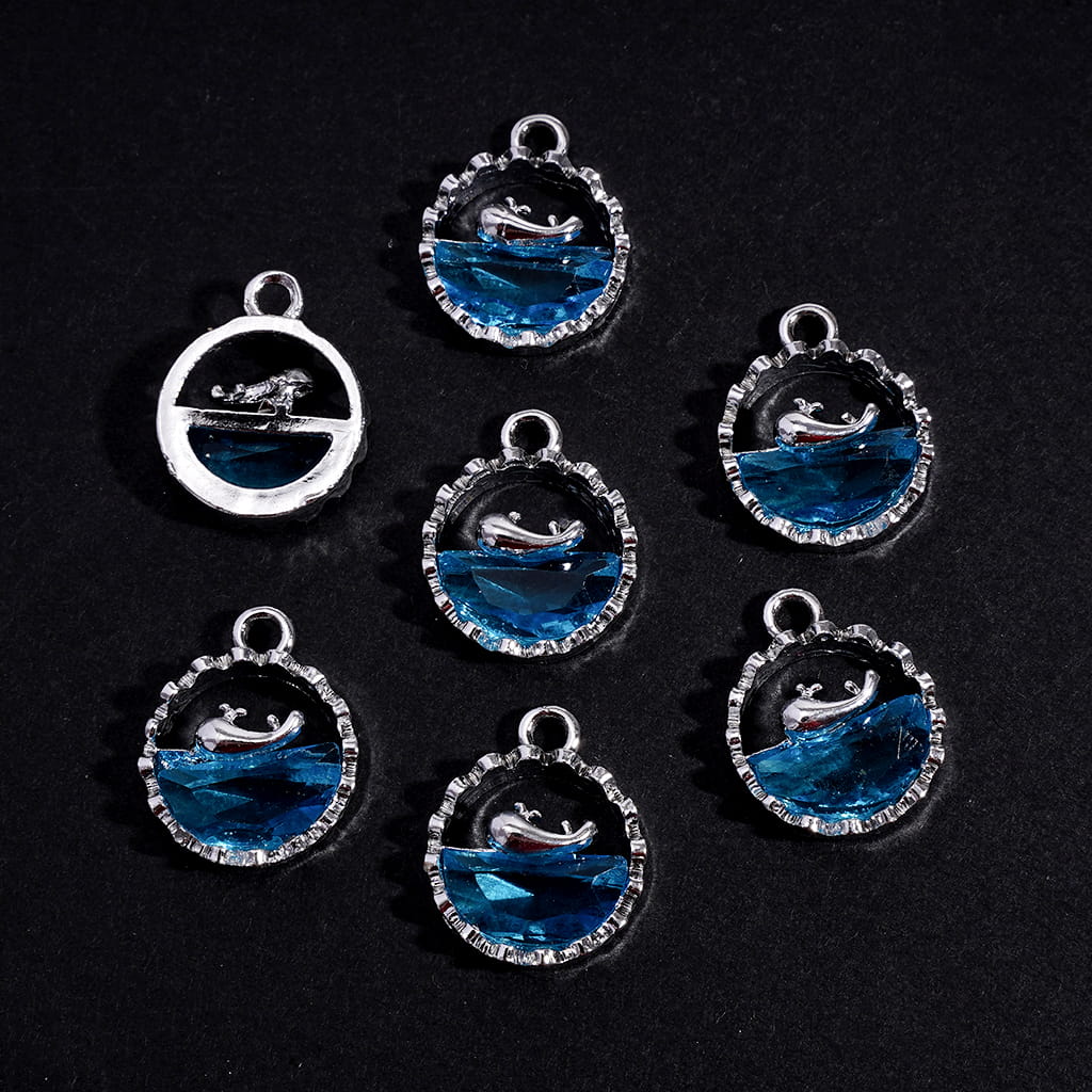 Sparkling Blue Ocean Whale Design Sea Inspired Flat Back Round DIY Alloy Charm Pendants Accessories Random Mix