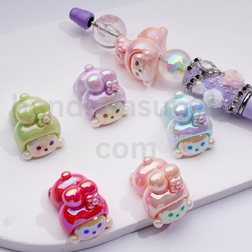 Cute My Melod Acrylic Beads UV Coated Adorable Character Design Around 20*26MM, Random Mix