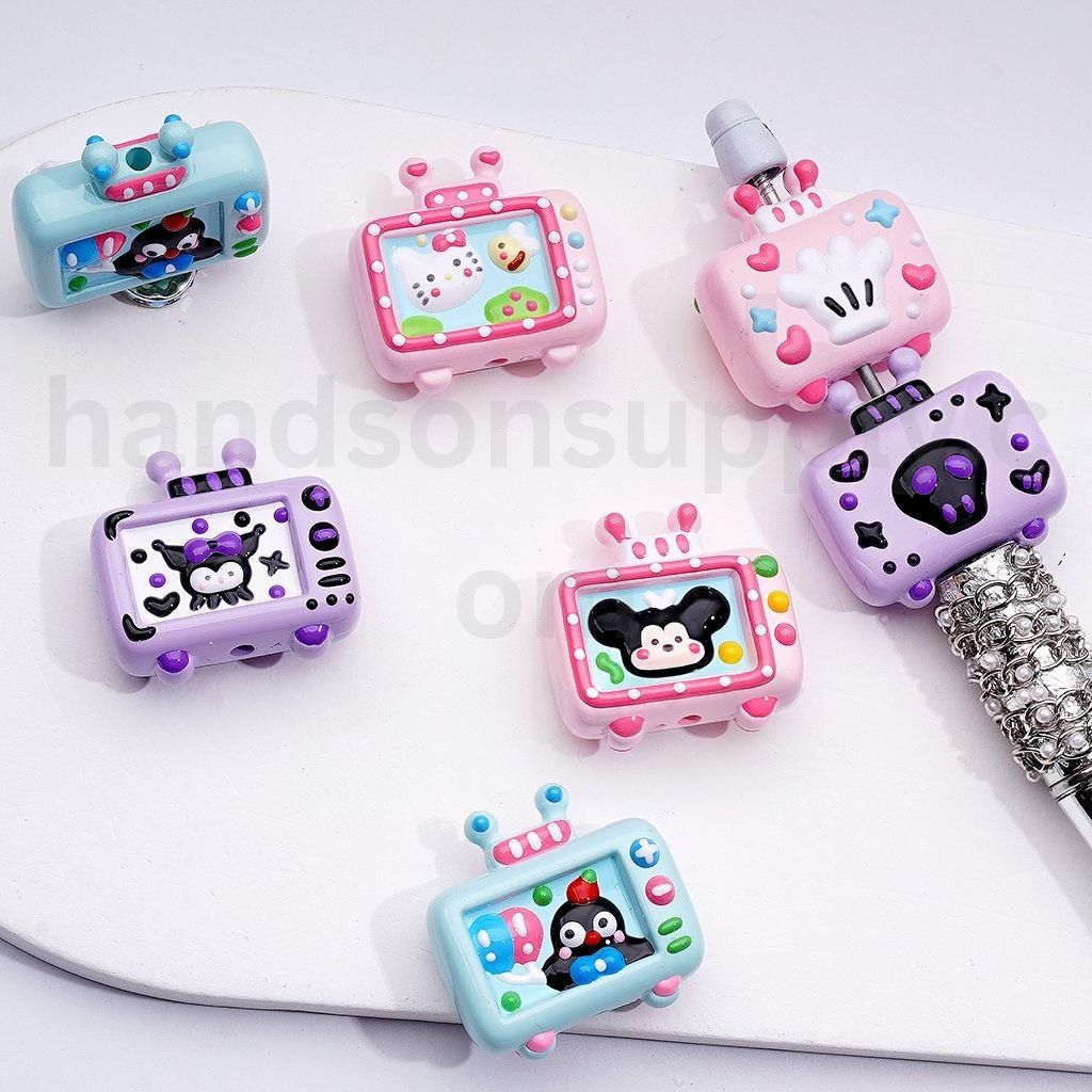 Cute Cat Character Micke Kurom Television Hand Painted Acrylic Beads Mix, 30*28MM