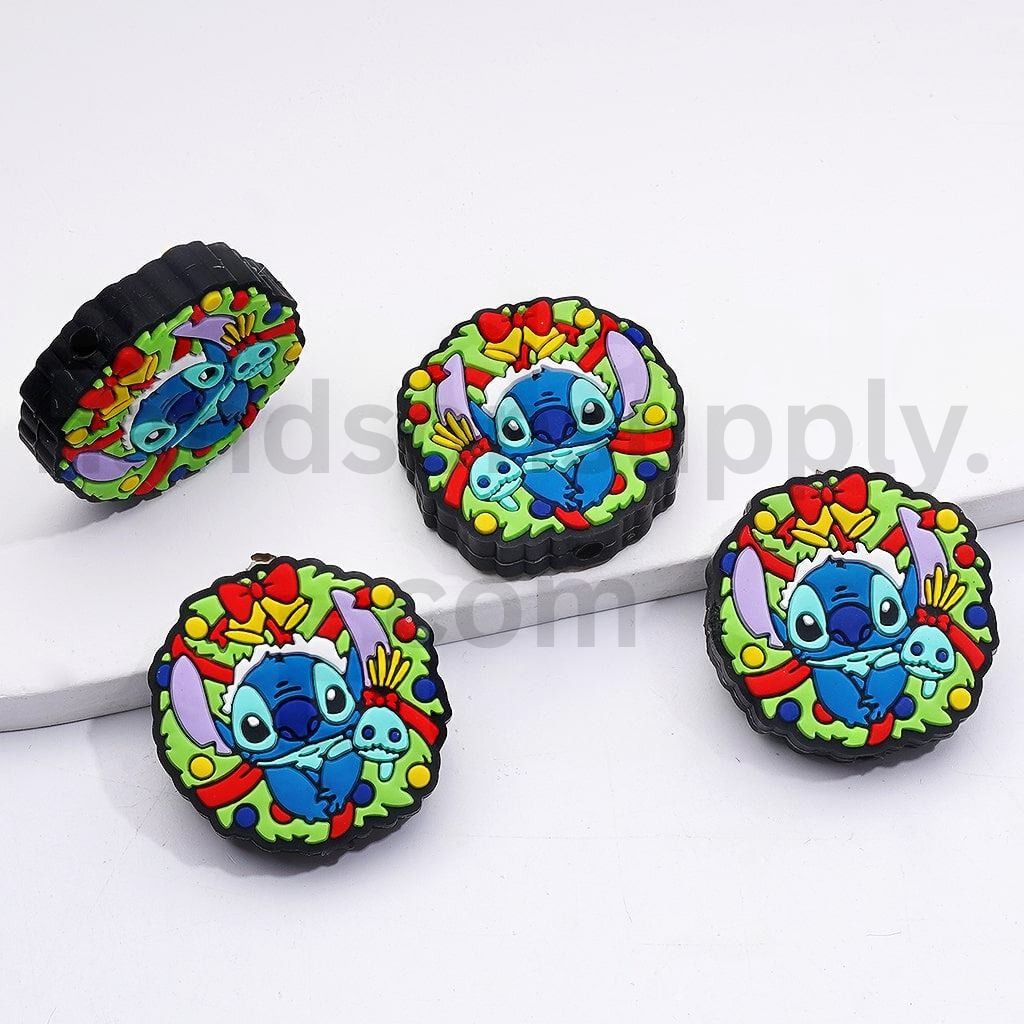 Round Stitc Design with Christmas Wreath & Bells Silicone Focal Beads