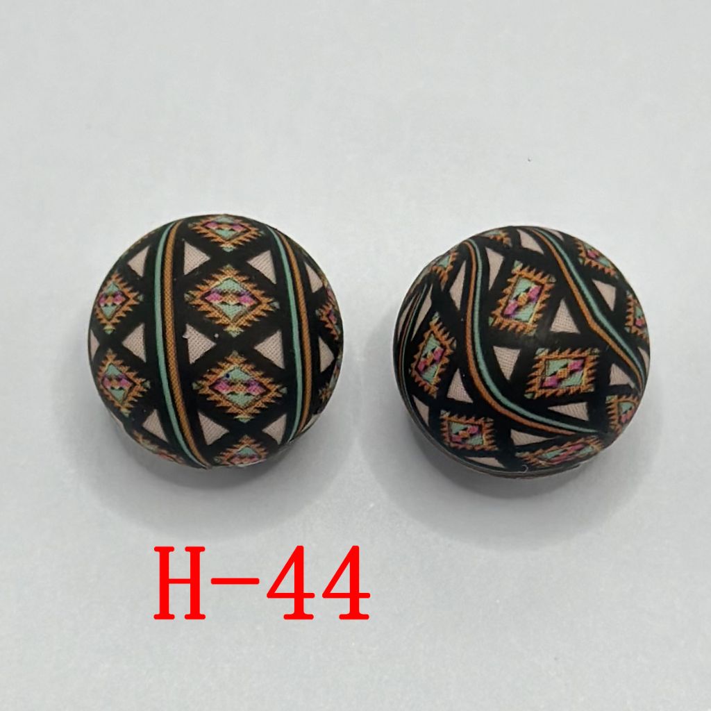 Aztec Print Design in Earthy Tones Round Shape Printed Silicone Beads