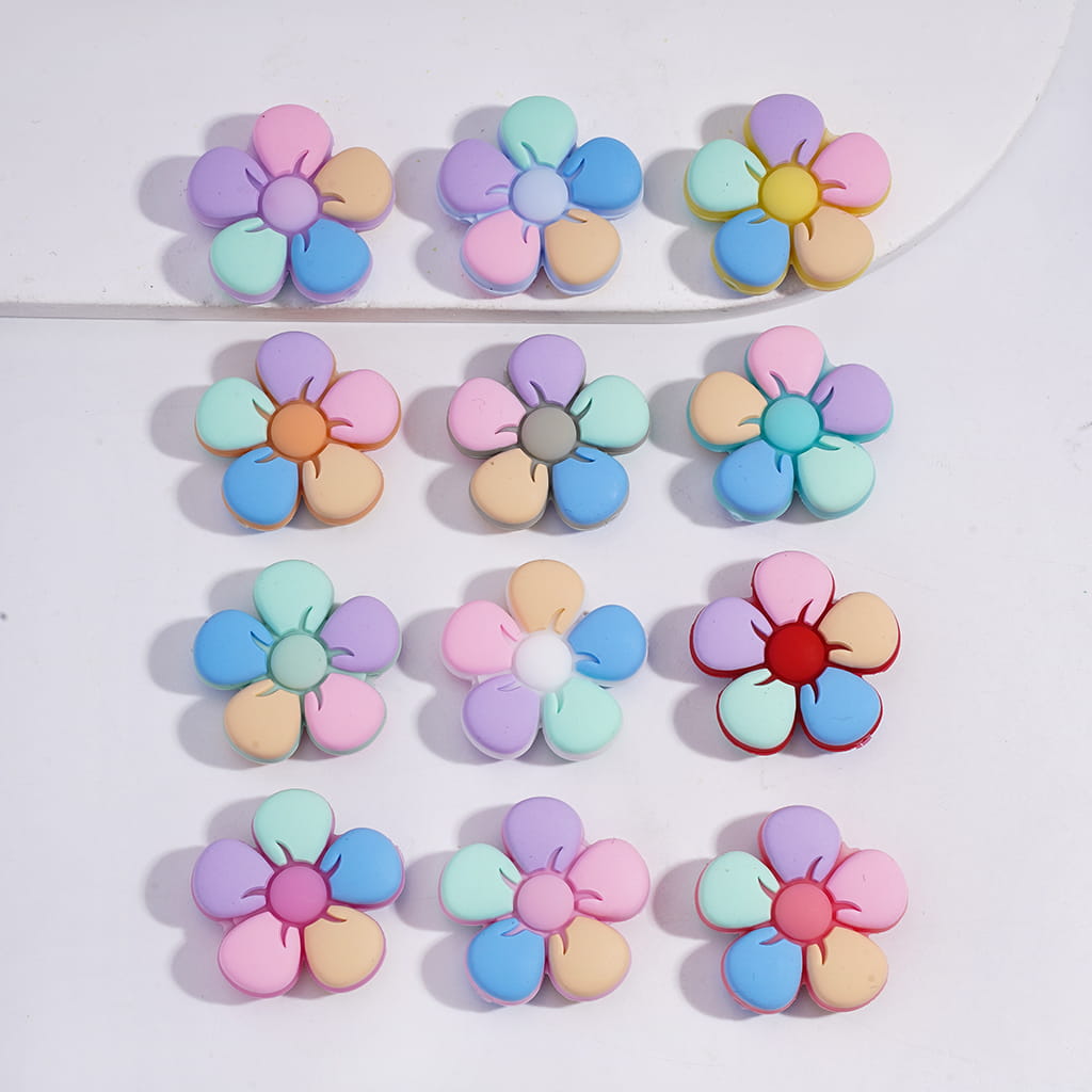 Cute Five-Petaled Flower in Multi-Color Silicone Focal Beads Random Mix
