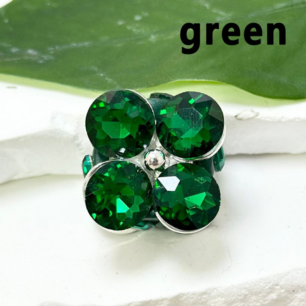 Colorful Shiny Rhinestones, Oval Pearls, and Exquisite Silver Alloy Flower Clay Beads 24MM