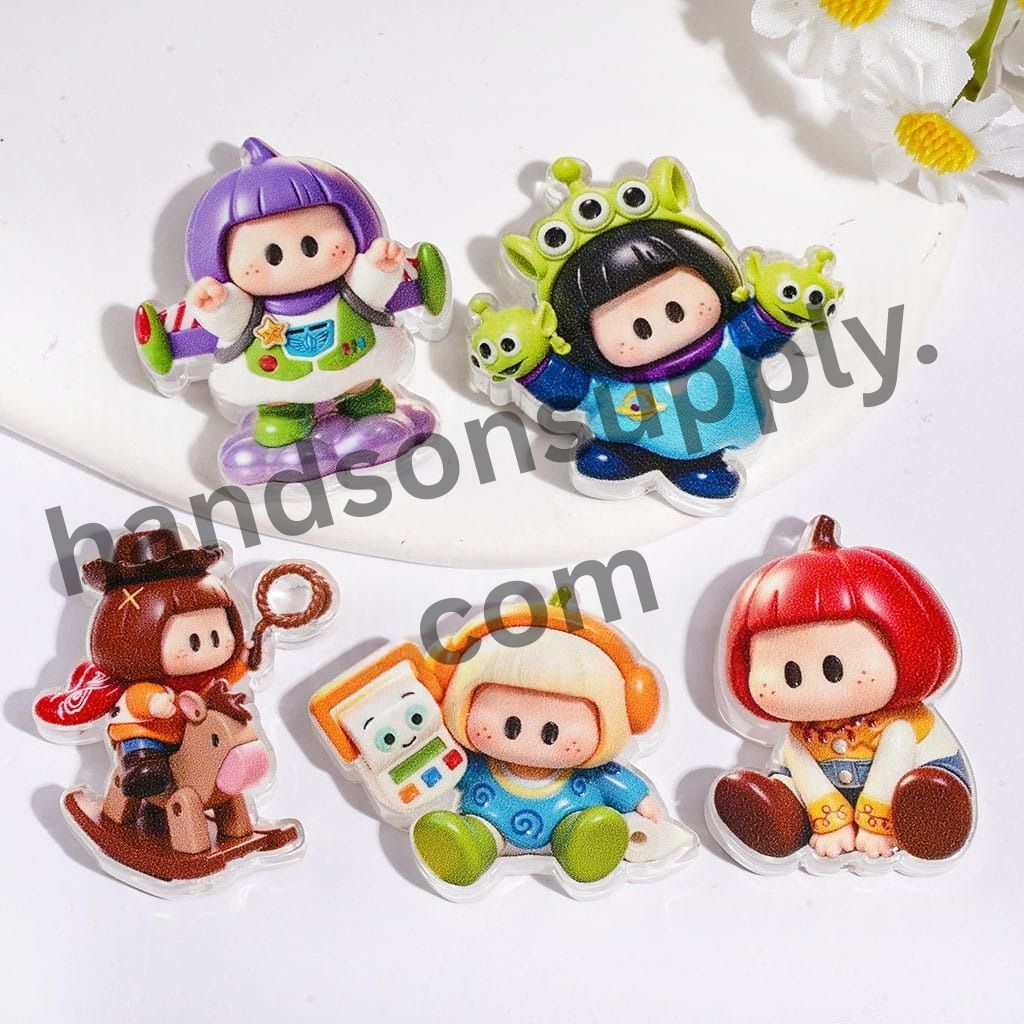 Cute Girl Doll with Straight Bangs and Freckle Acrylic Beads, Toy Adventure Costume Theme, Random Mix