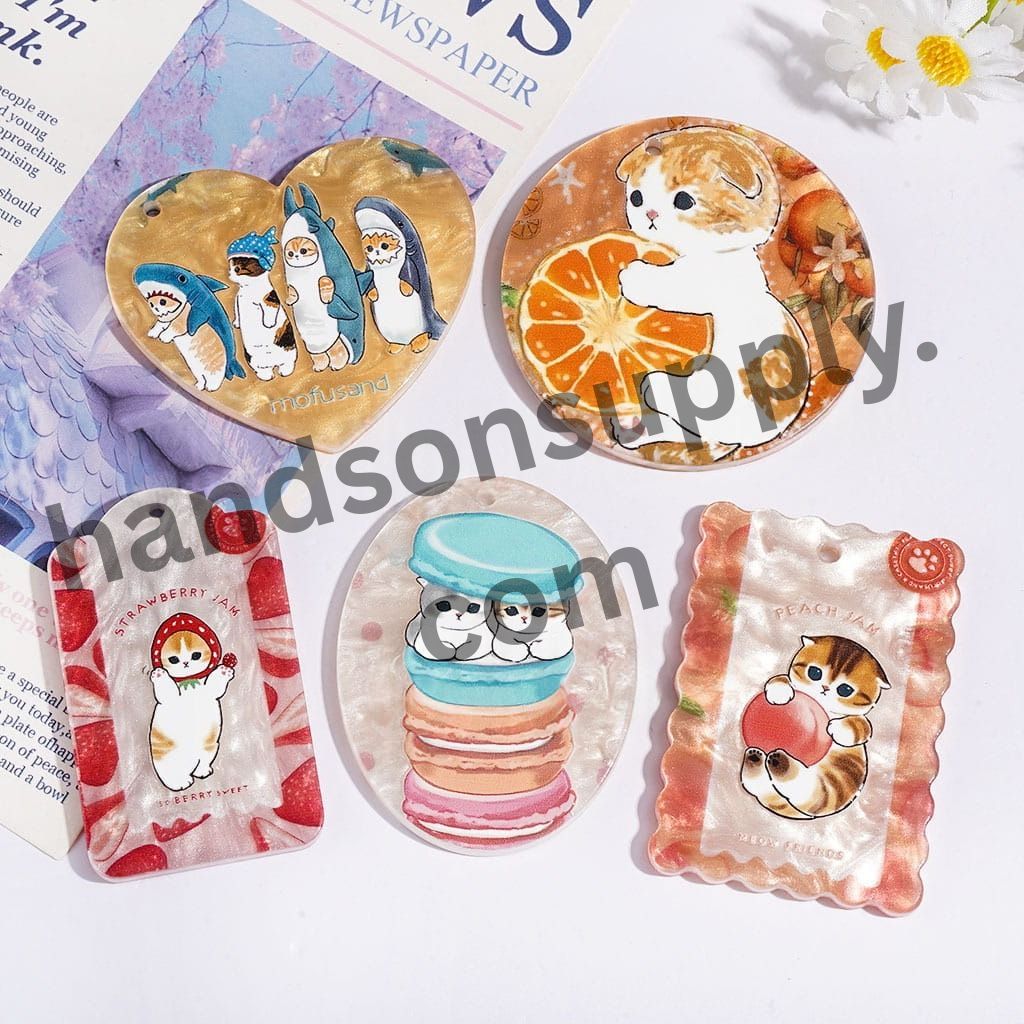 Cute Fritillaria Pearl-Like Texture Shark, Cat & Fruit Character Series Acrylic Pendants, Macaron, Orange & Strawberry Designs, Random Mix