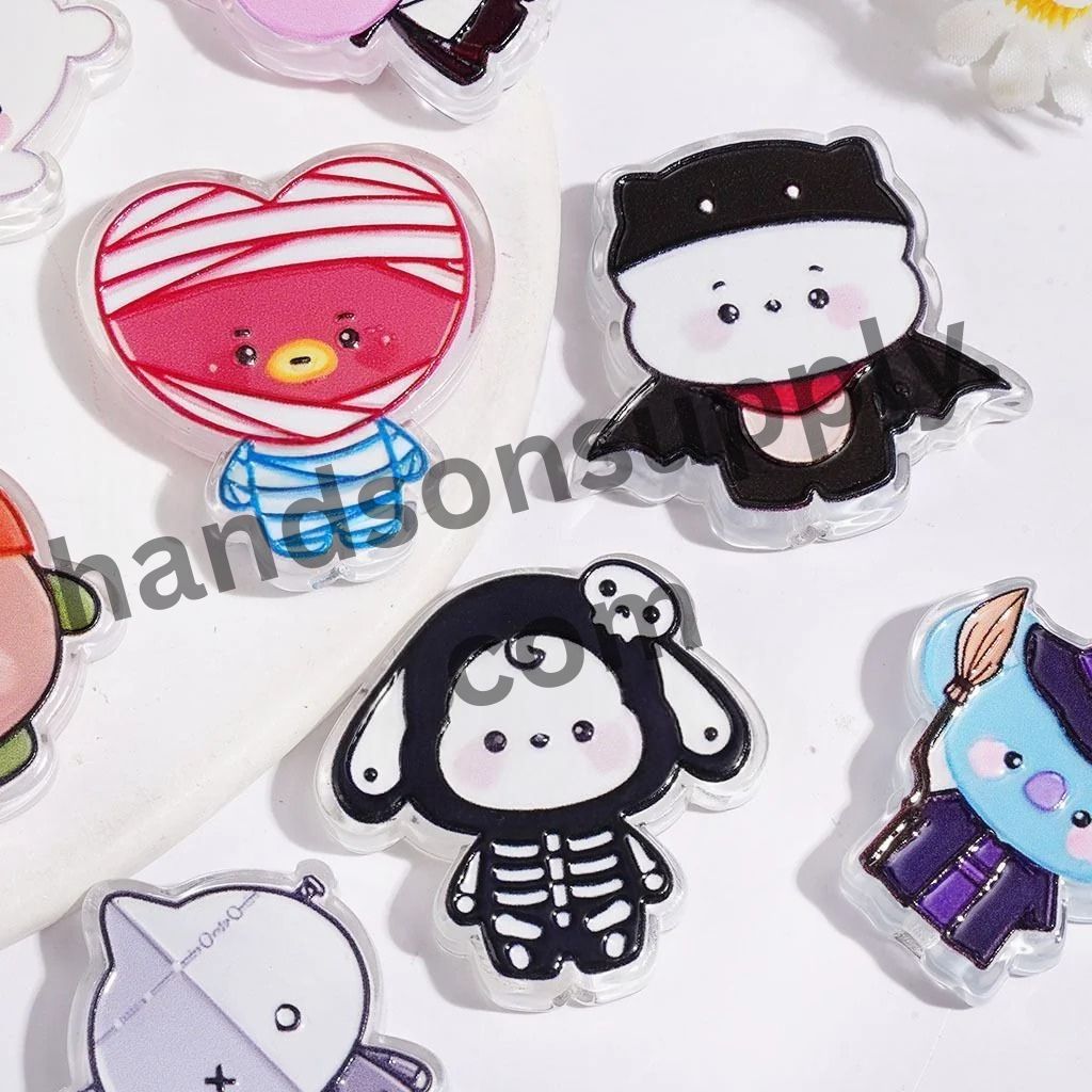 Spooky Korean Boy Group Halloween Costume Cartoon Character Acrylic Beads, Large Size, Random Mix