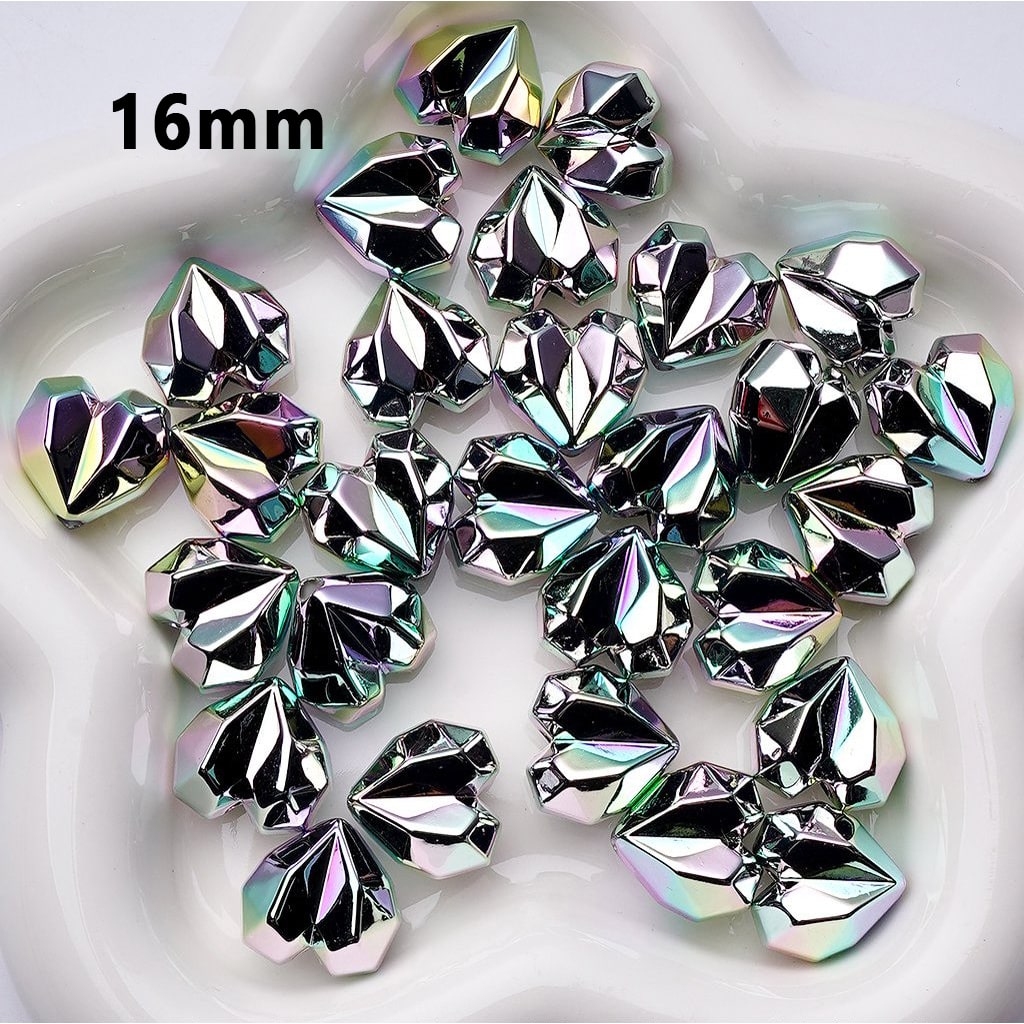 Acrylic Heart Beads in Holographic Galaxy Silver, Geometric Polyhedral Design, Approx. 16MM