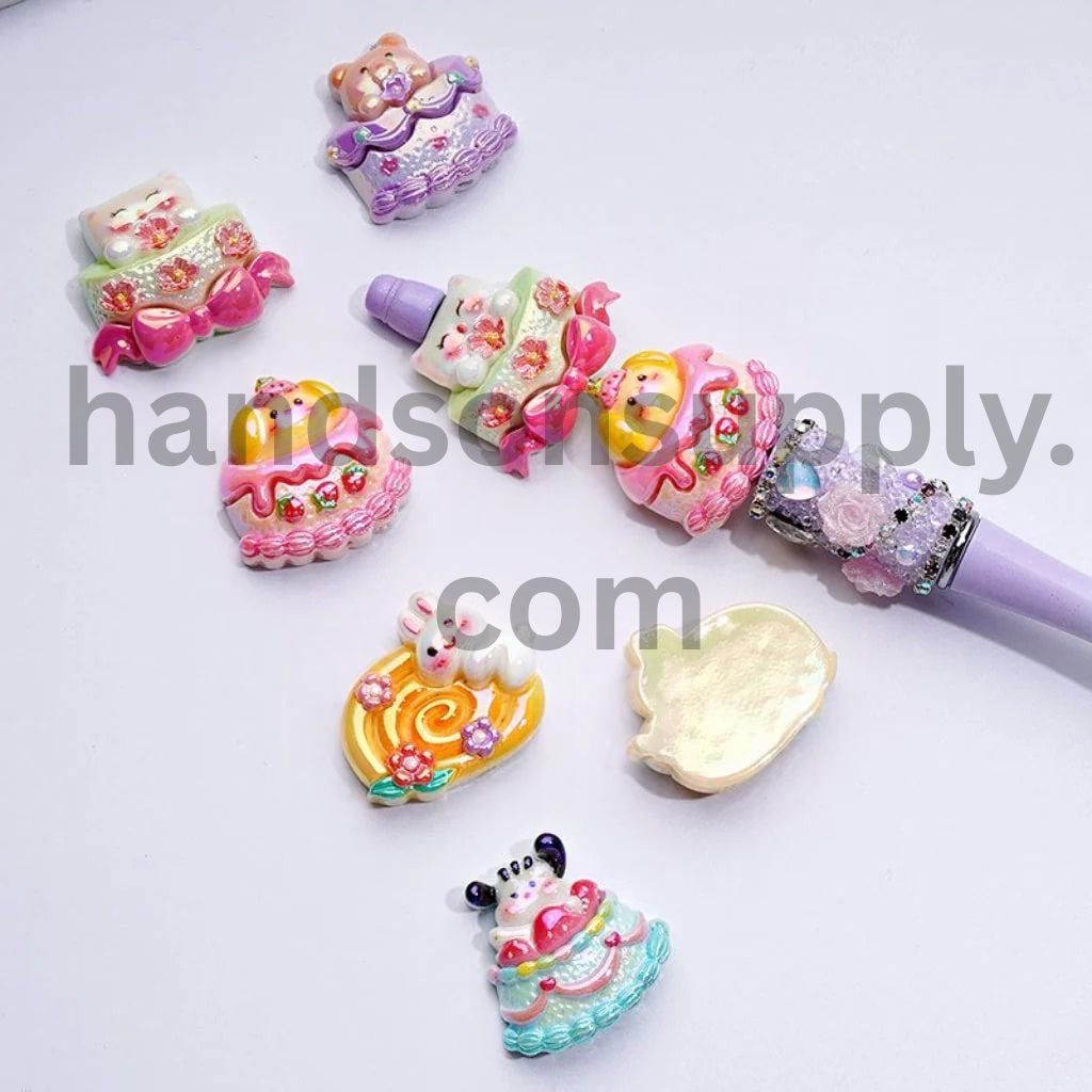 Cute Cat Petal Porky Bear Pets Bunny Puppy Adorable Character Cake UV Coating Acrylic Beads, Random Mix