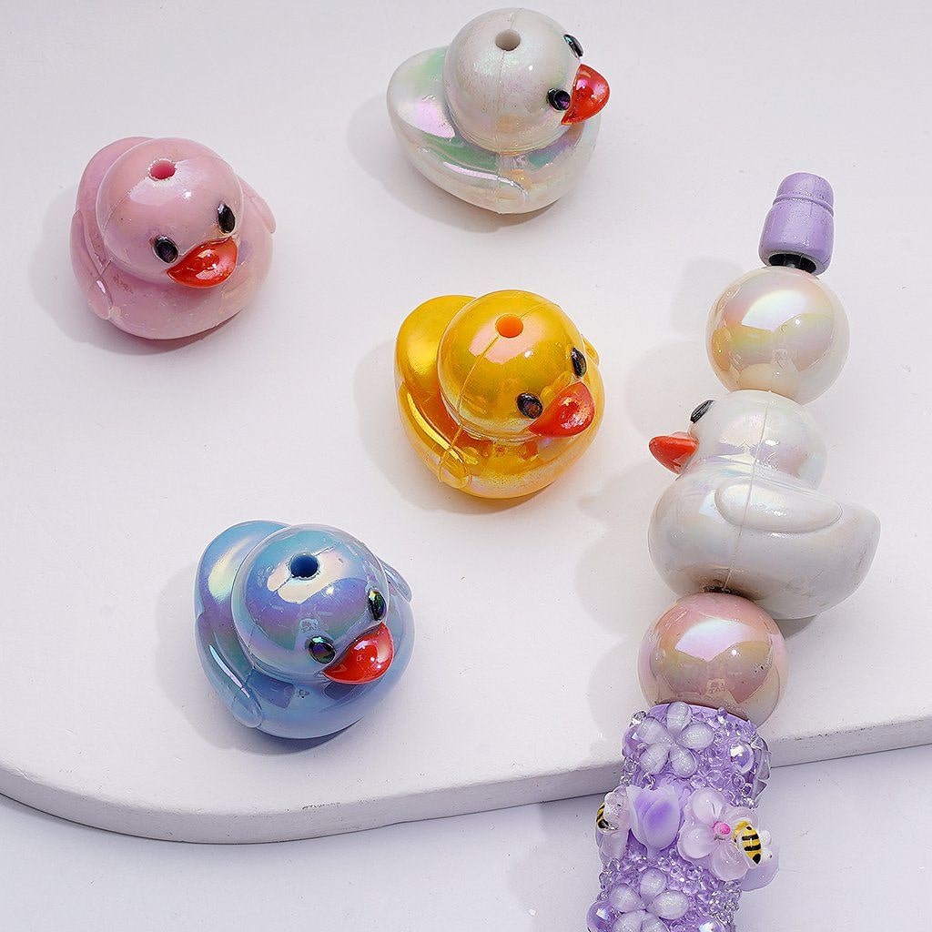 Cute Duckling UV Coating Acrylic Beads 27*23*24MM, Random Mix