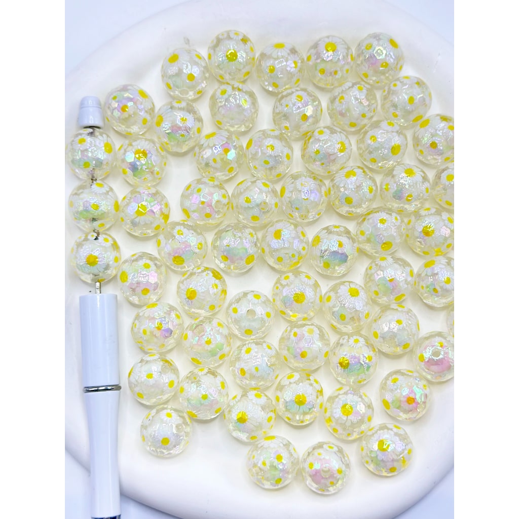 Small White Beads Inside, Daisy Bellis Perennis Flower Clear Acrylic Beads Random Mix, 16MM