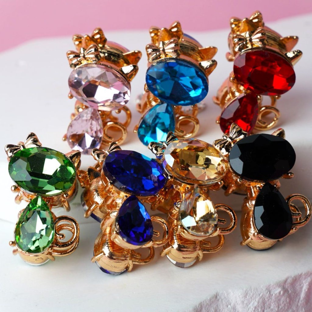 Vivid Gold & Silver Alloy Cat with Colorful Rhinestones Beads, Around 26*20MM, Random Mix