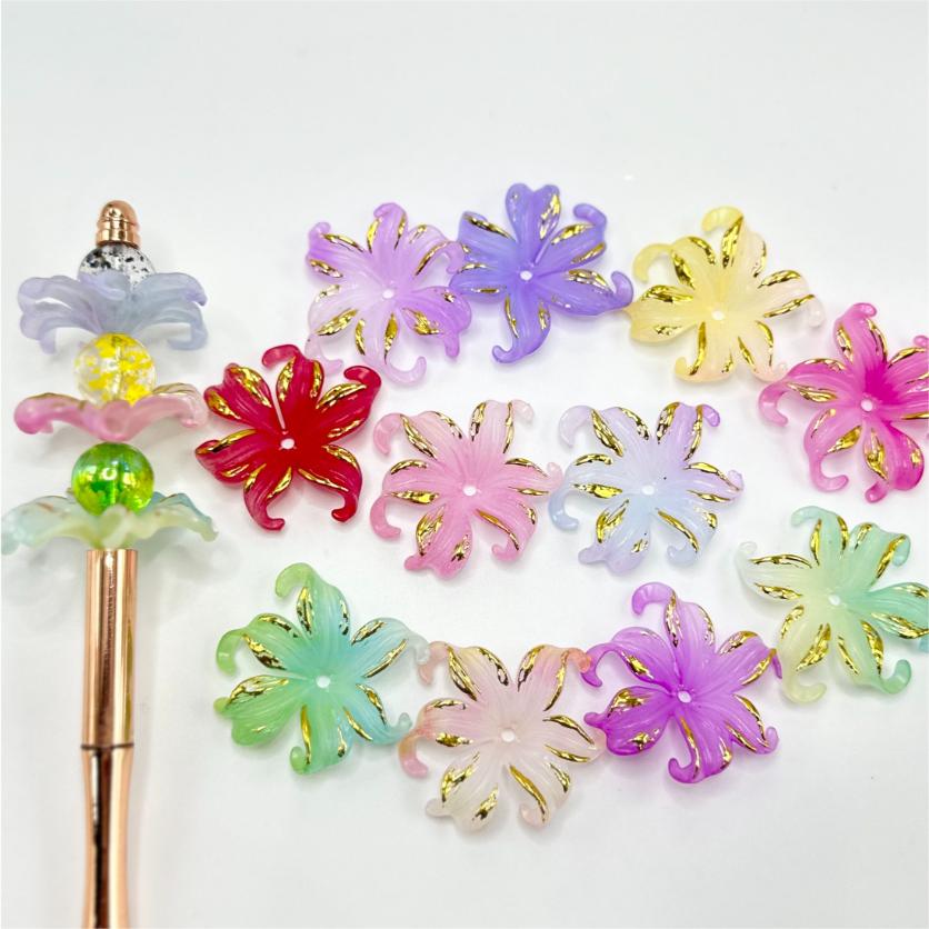 Ombre Colors Large Flowers with Gold Color Stripe Paint and Six Petals Acrylic Beads, Random Mix Color, 40MM, Please Read Description
