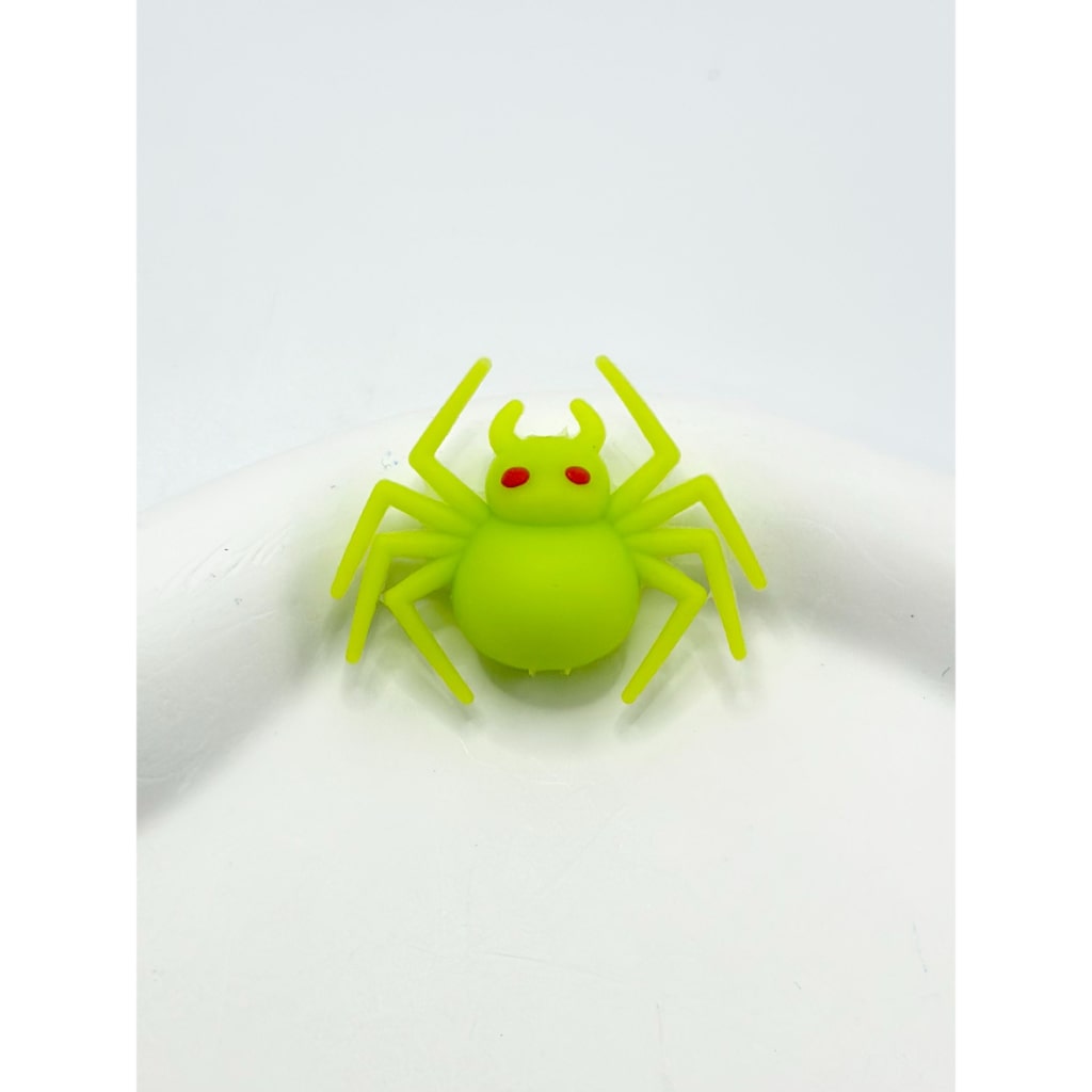 Mini 3D Spider Beads with Red Eyes Green and Black Color Spider Silicone Focal Beads
