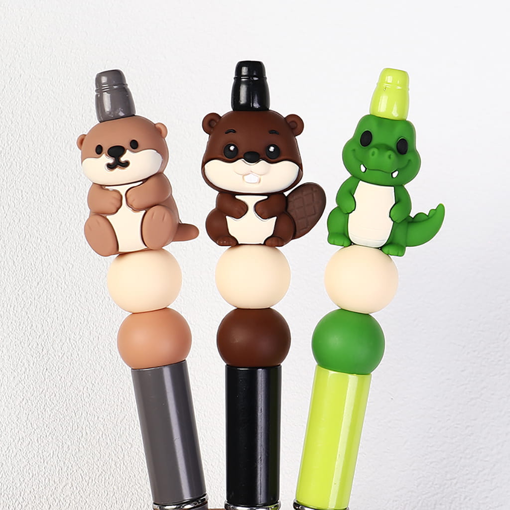 3D featuring tiny assorted animal designs in multiple styles, Silicone Focal Beads
