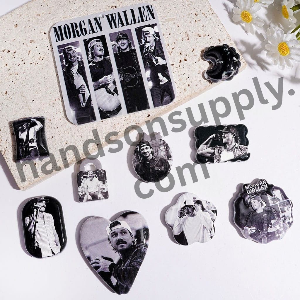 Classic White & Black Series American Countryside Boy Singer Character Acrylic Beads & Pendants, Random Mix