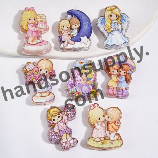 Vintage American Retro Water Drop Doll Characters Acrylic Beads, Random Mix
