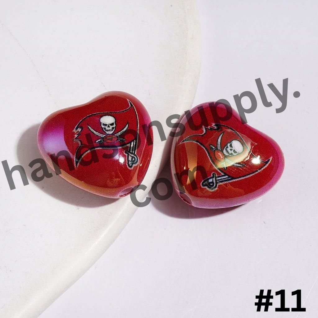 UV-Coated Heart-Shaped American Football Team Logo Series Acrylic Beads, 18*20MM