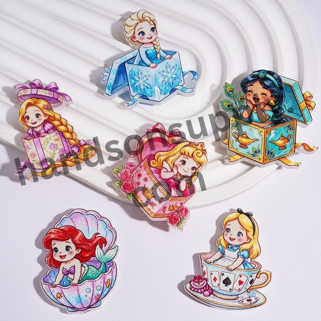 Elegant Princess Character Sitting on Teacup, Gift Box & Scallop Design Acrylic Beads, Random Mix