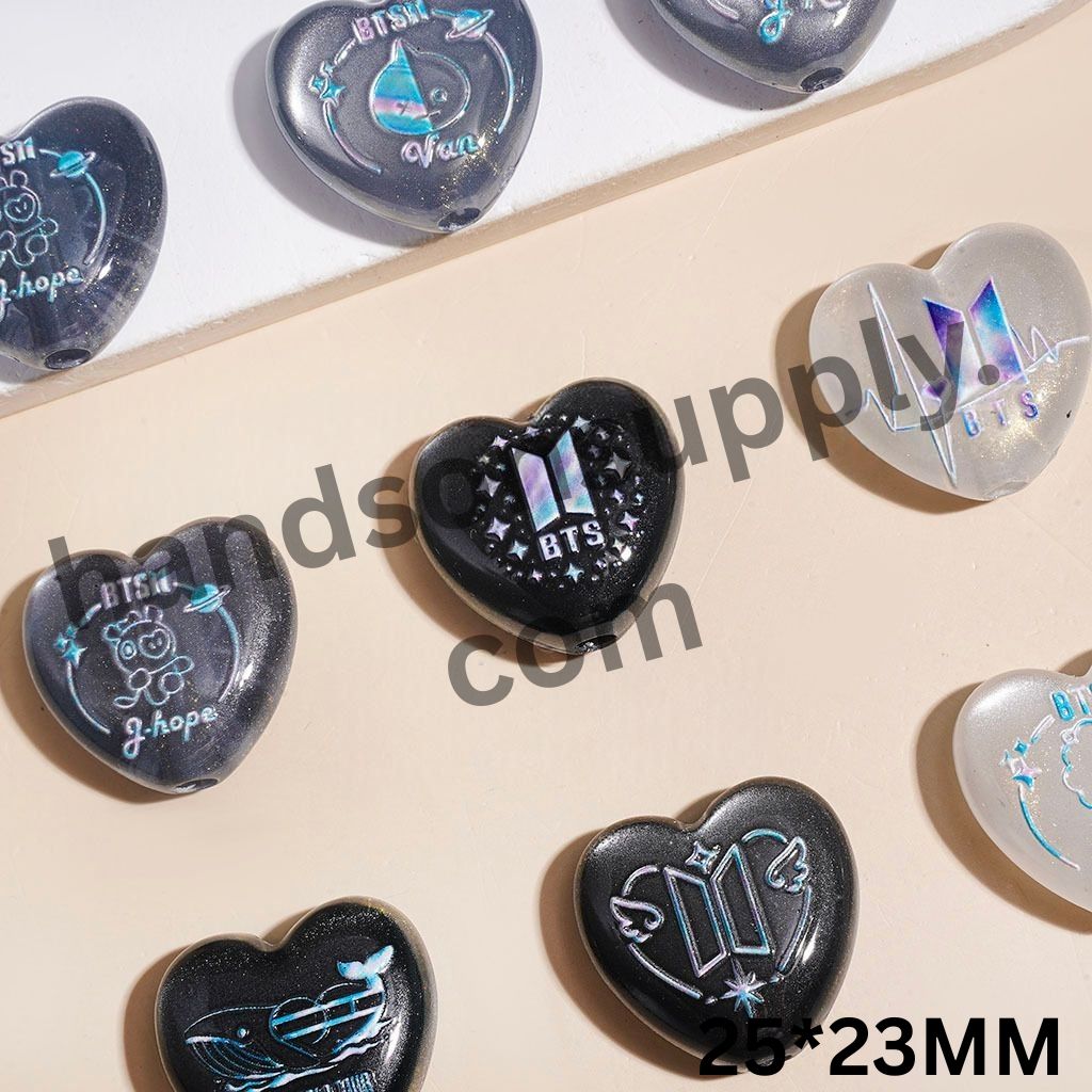Adorable Korea Boy Group Cartoon Character Portrait Planet Series Sparkling Heart-Shaped Acrylic Beads, 25*23MM Random Mix