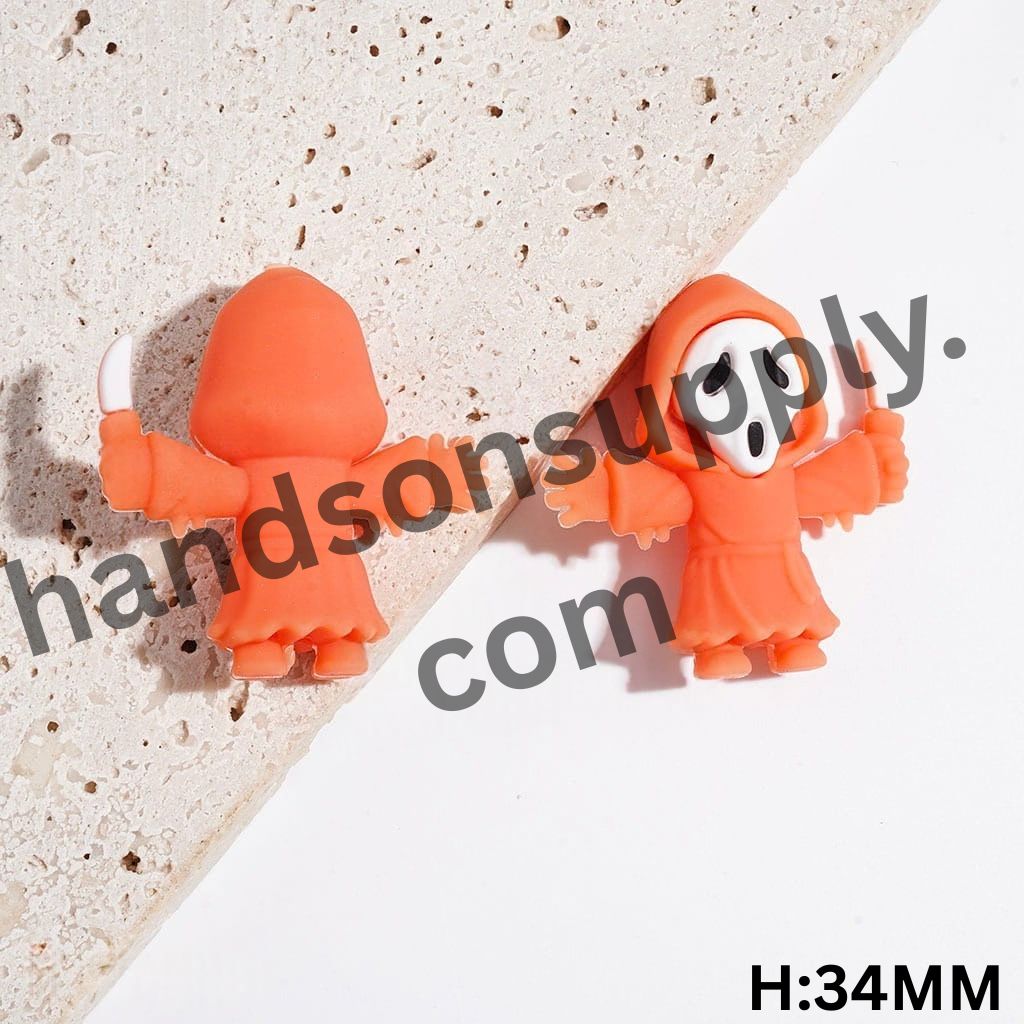 3D Iconic Horror Ghost Face Mask Character Holding Knife Silicone Focal Beads, Multicolor, Height 34MM