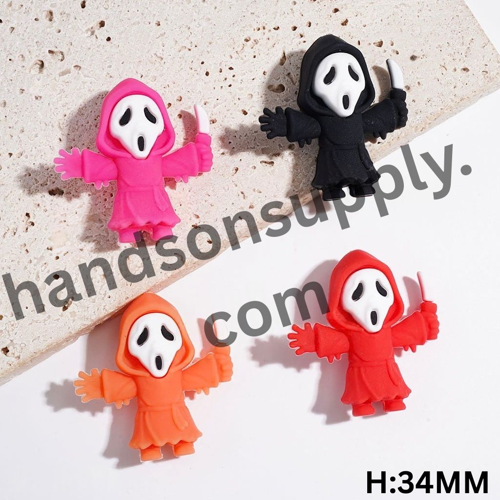 3D Iconic Horror Ghost Face Mask Character Holding Knife Silicone Focal Beads, Multicolor, Height 34MM