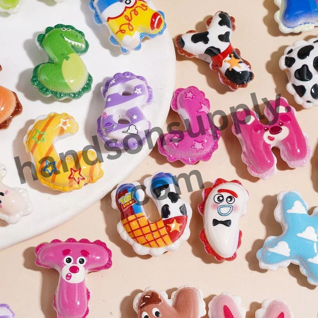 Cute Colorful Alphabet Letter & Toy Adventure Cartoon Character Acrylic Beads, Multi-Color Random Mix (The Hole is Horizontal, Not Vertical)