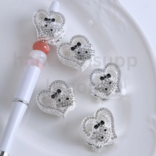 Silver Heart HK Kitten Design with Clear Rhinestones 27×28MM Alloy Beads