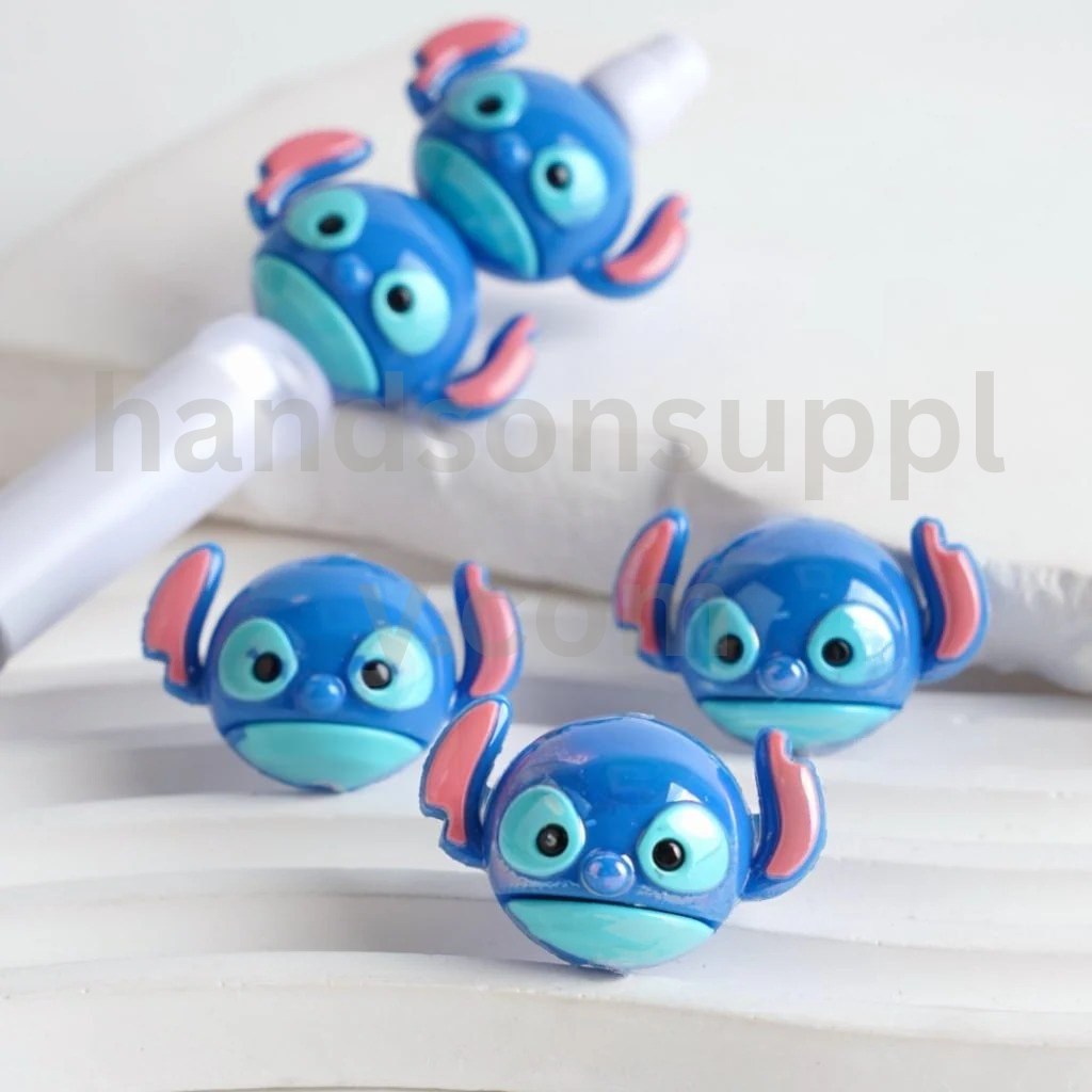 Vivid Stitc Cartoon Head Disne Acrylic Beads Around 30x20MM Random Mix Cute Design