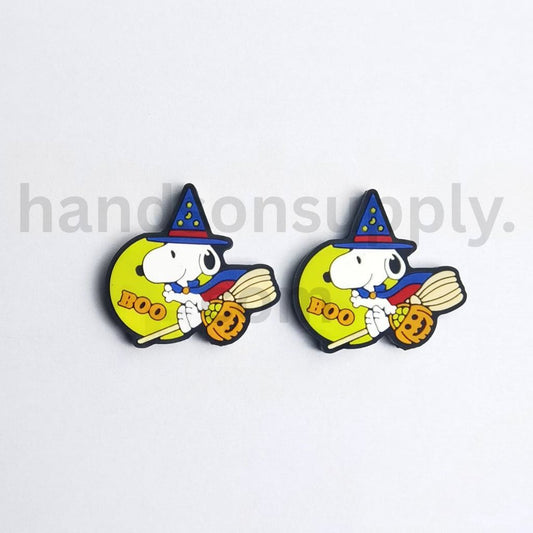 Cute Snoop Flying with Pumpkin Basket Halloween Theme Luminous Silicone Focal Beads