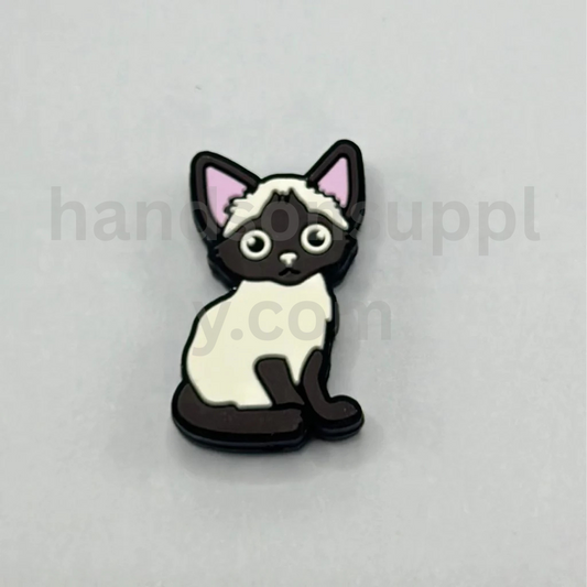 Black and White Kitten Cat with Cute Expression Silicone Focal Beads