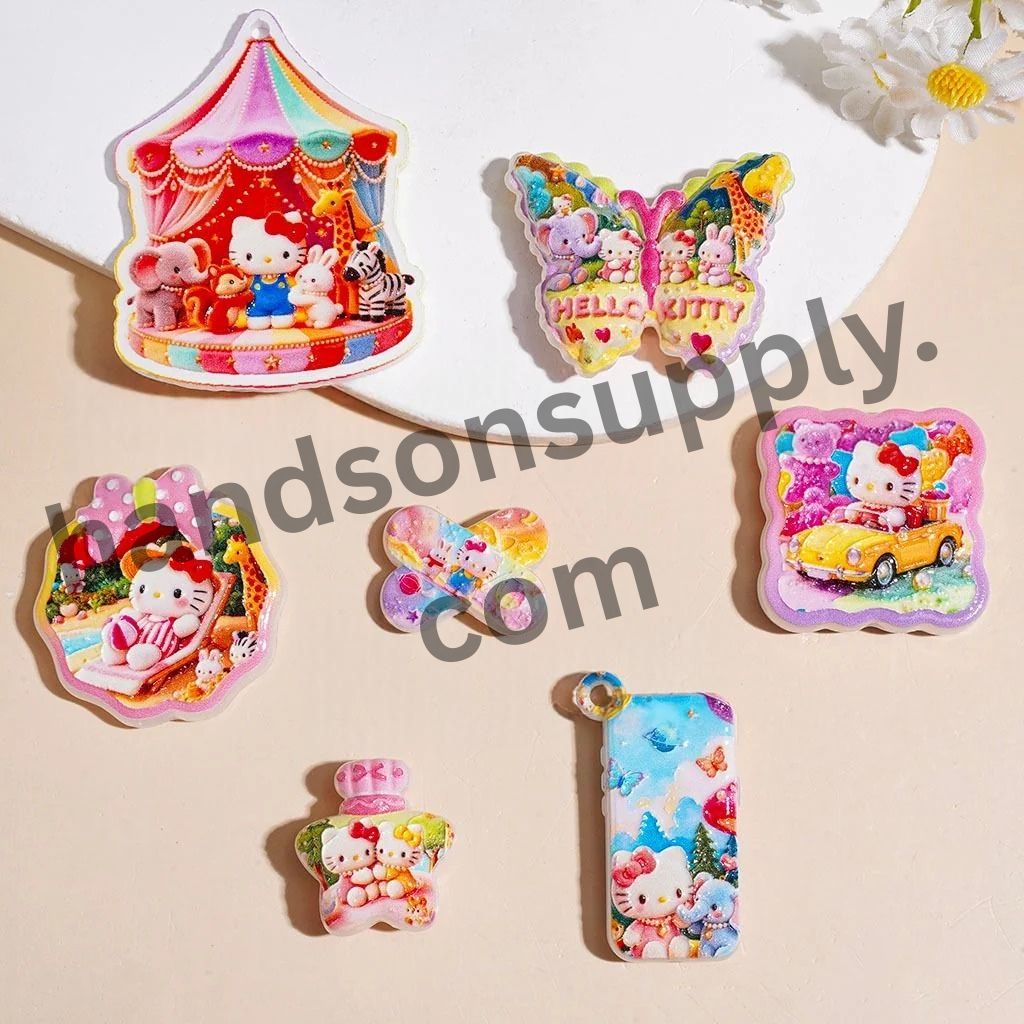 Adorable Cute Cat Character Series Acrylic Beads & Pendants, Assorted Styles, Random Mix
