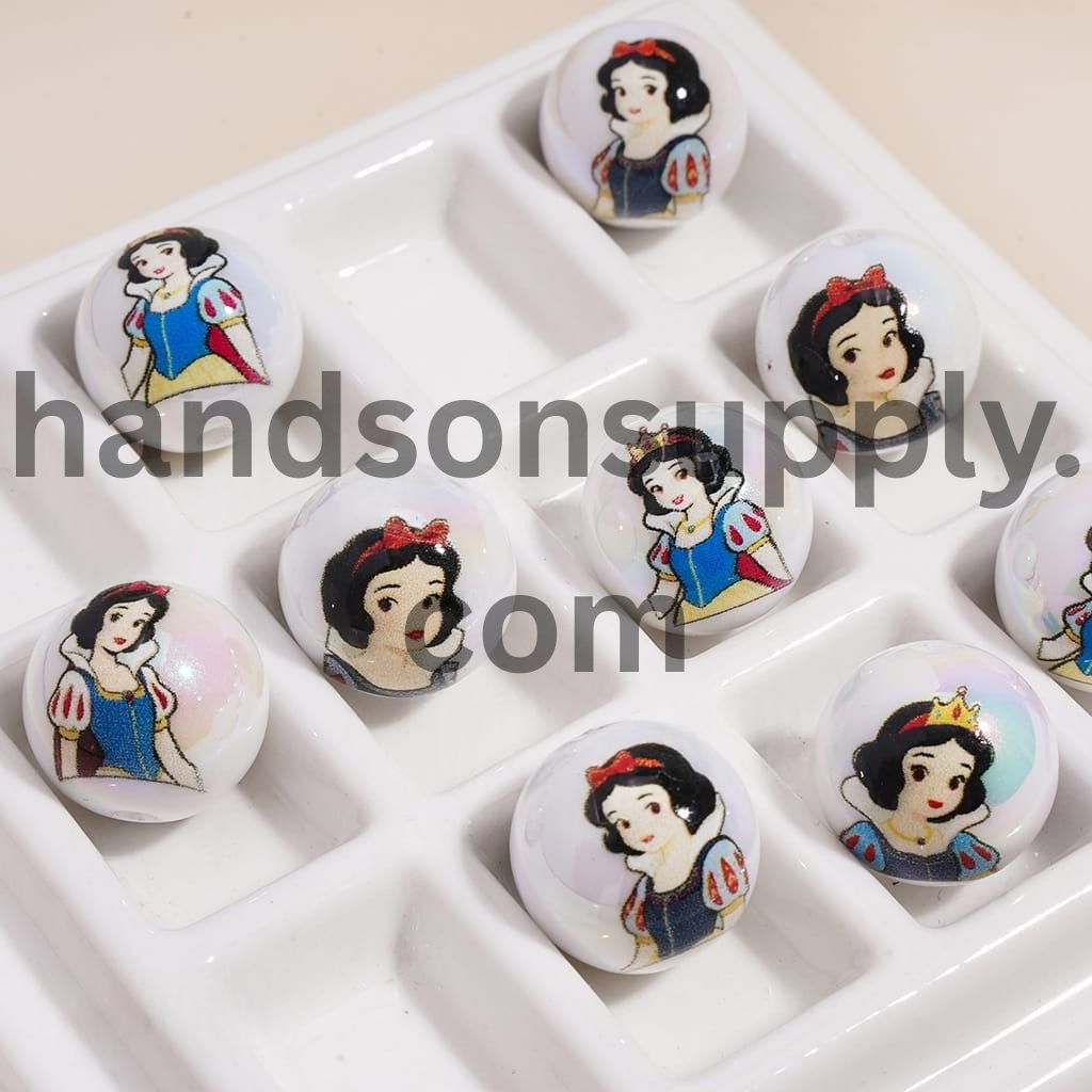UV-Coated Classic White Snow Princess Prints on Round Acrylic Beads for Bracelets 16MM