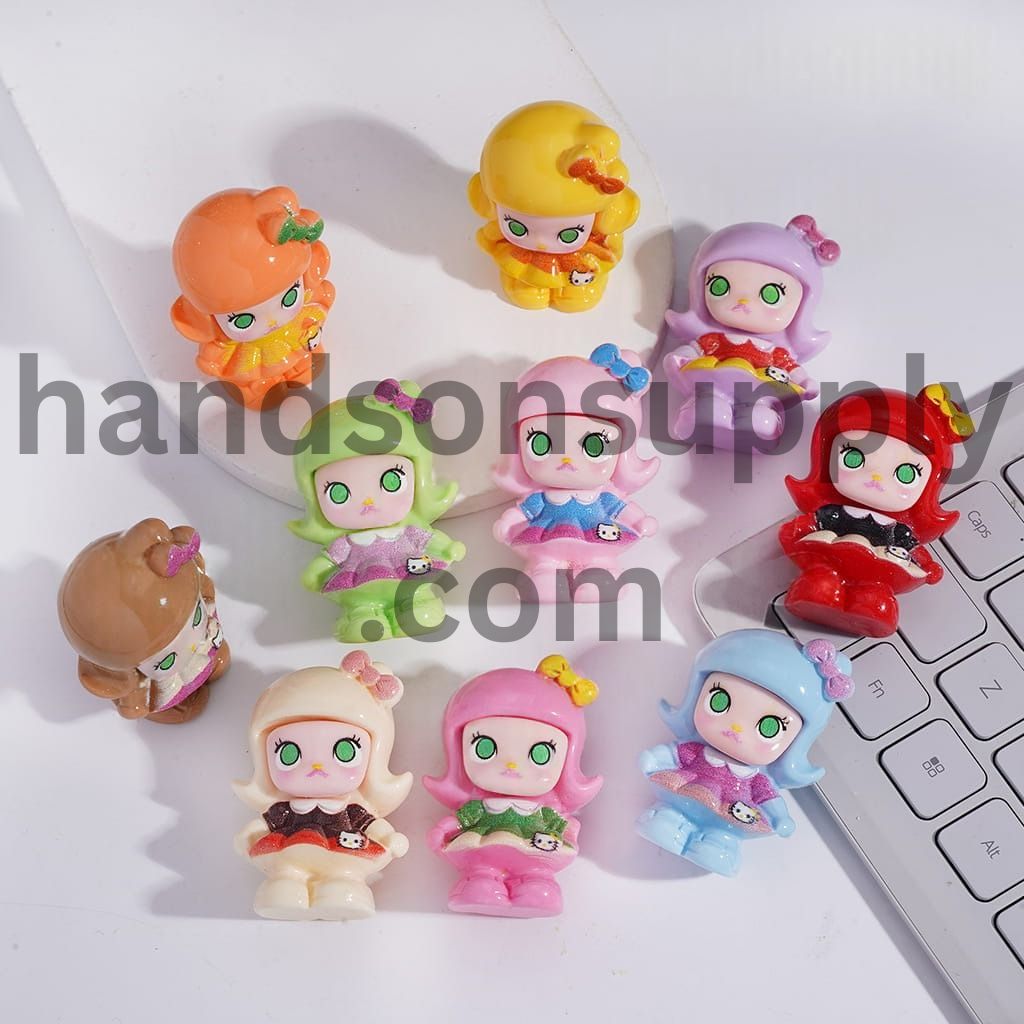 Green‑Eyed with Short-Haired Girl Acrylic Figurine Pen Topper Height 45MM, Random Mix