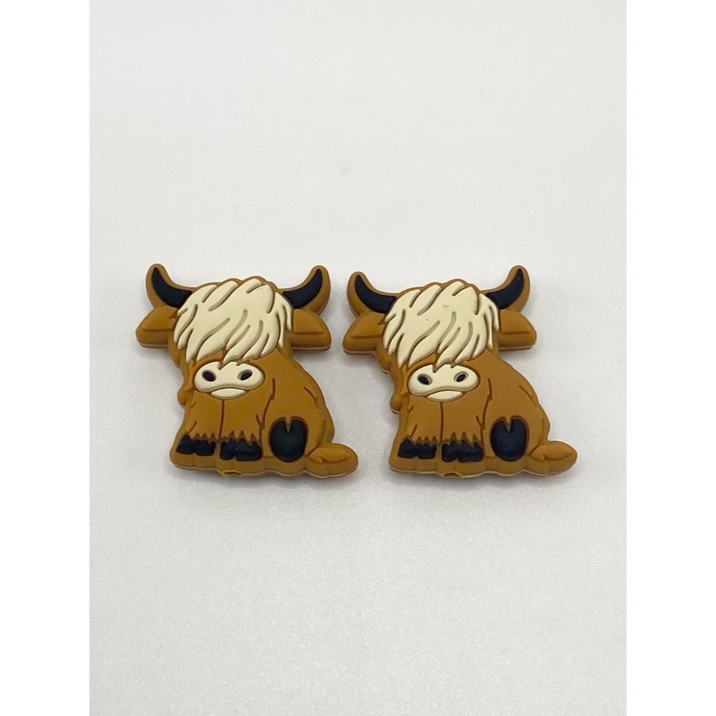 Cute Sitting Calf, Highland Cow Focal Beads, Silicone Focal Beads