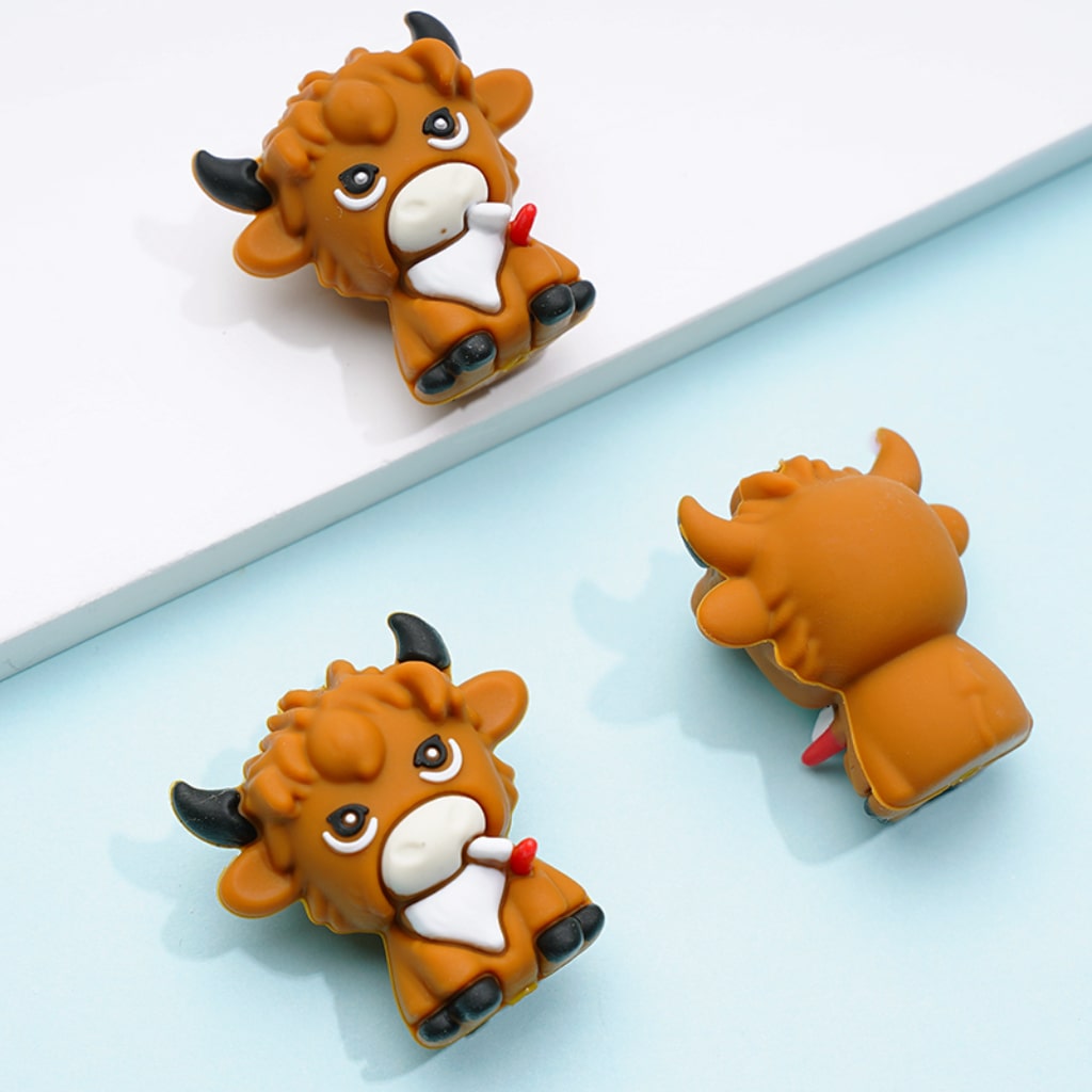 3D Little Cute High Land Cow Silicone Focal Beads