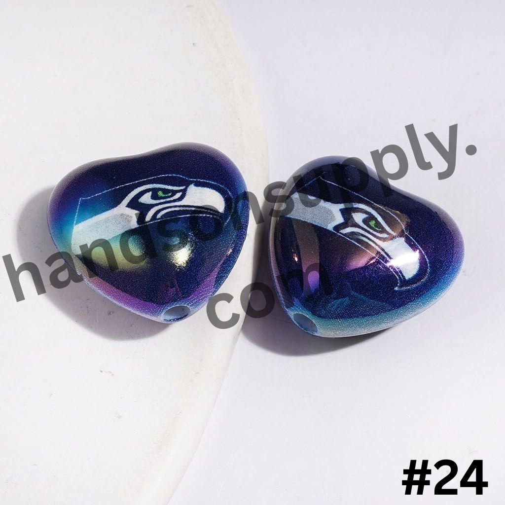UV-Coated Heart-Shaped American Football Team Logo Series Acrylic Beads, 18*20MM