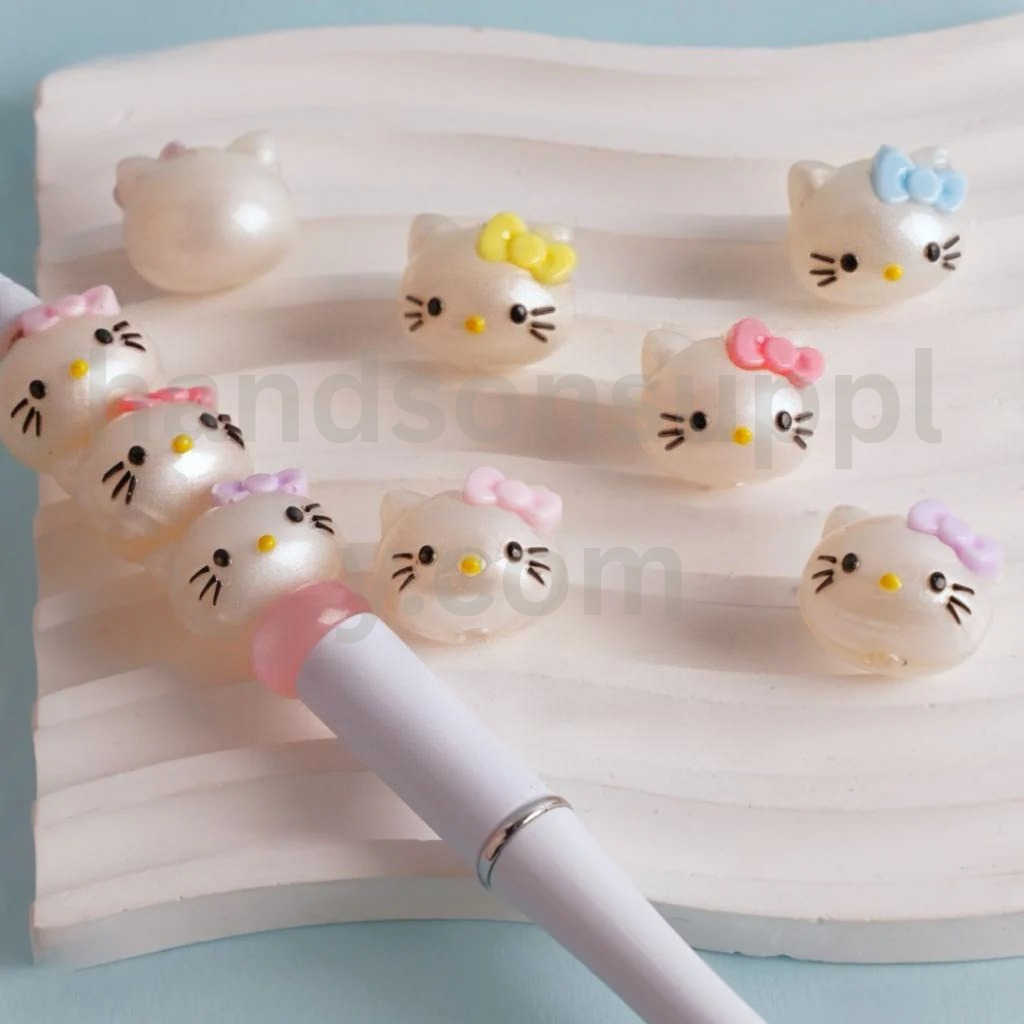Cute Cat Character Head with Bows Vivid Cute Design Around 18x19MM Random Mix Acrylic Beads