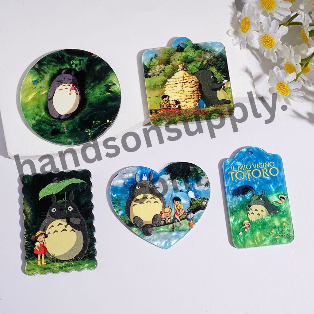 Cute Japanese Anime Chinchilla Animal Character Acrylic Pendants, Green Countryside Style, Multi-Design Random Mix