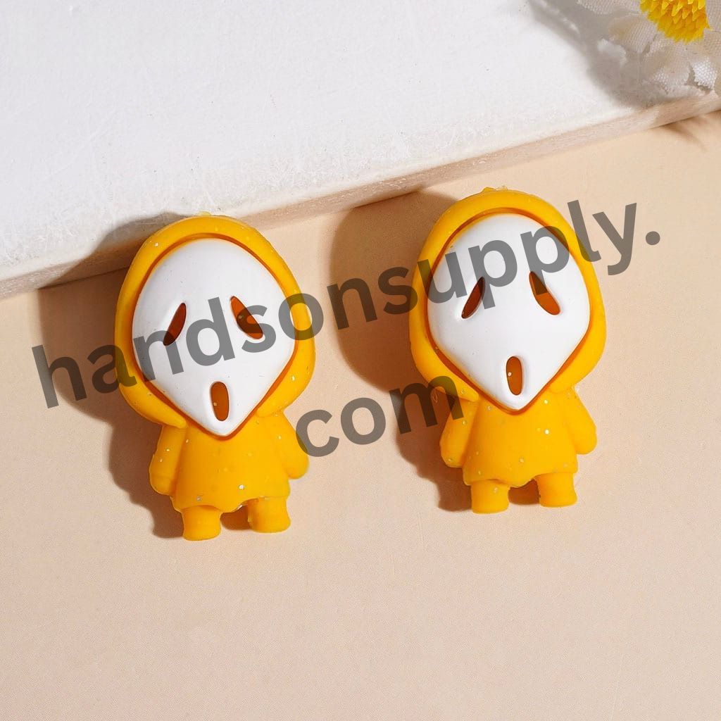 3D White Horror Mask Ghost Character Silicone Focal Beads with Silver Glitter Cloak, Halloween Theme, 30MM