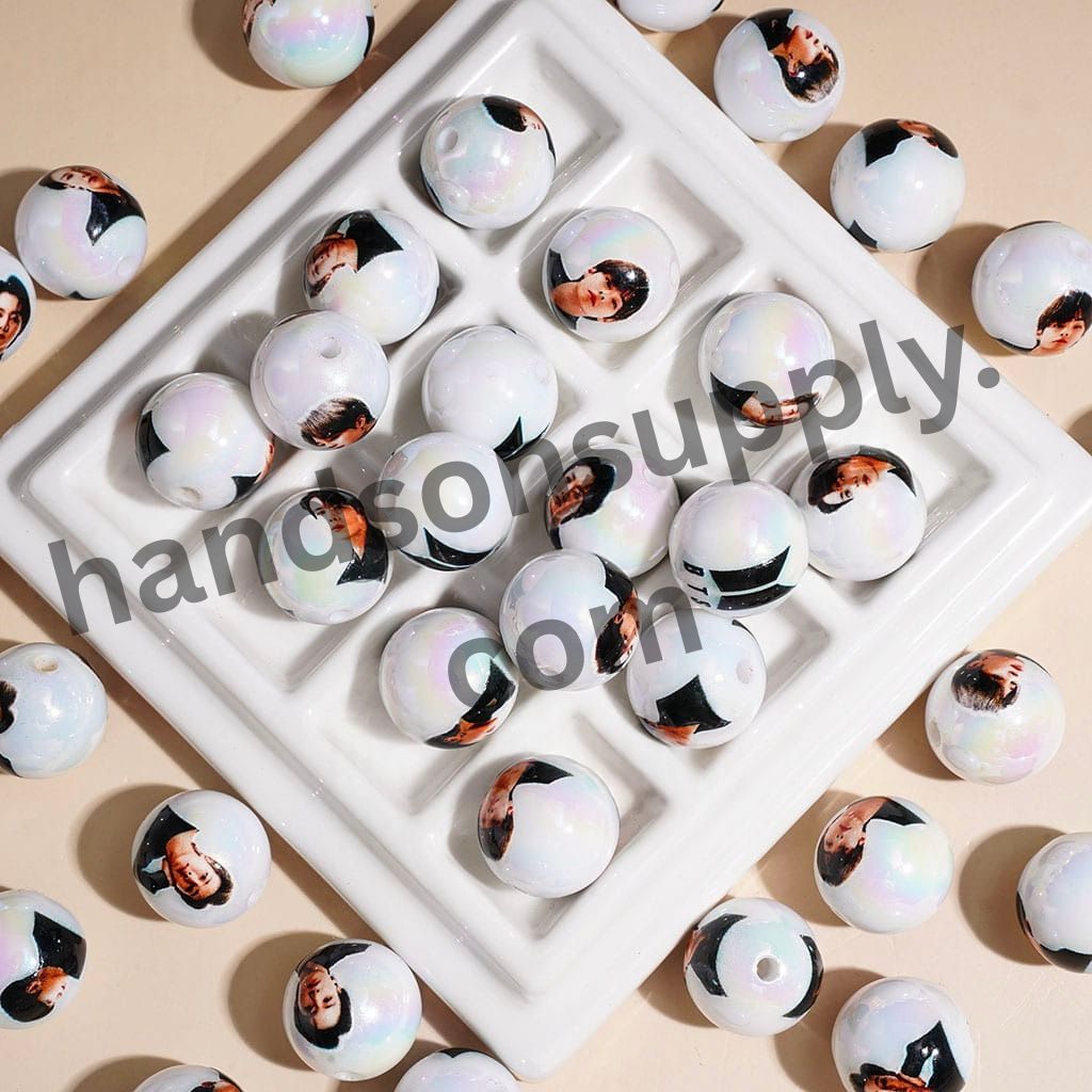 UV-Coated K-Pop Korean Boy Group Idol Character Image Print on White Round Acrylic Beads, 16MM Random Mix