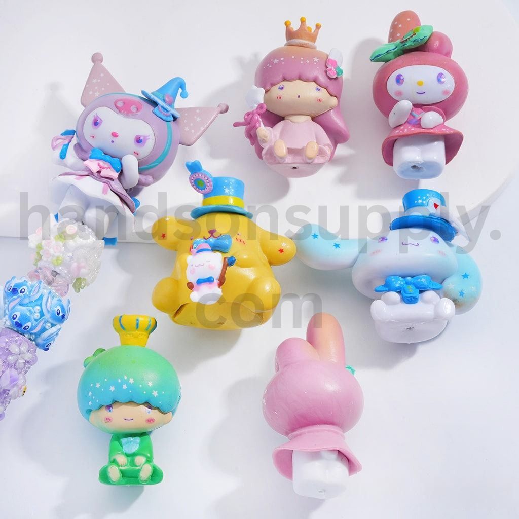 Cute Sanri Family Characters Kuromi, Cinnamoroll, Pom Pom Purin, My Melody, Little Twin Stars Acrylic Beads Pen Toppers & Pendants 45-60MM High, Random Mix