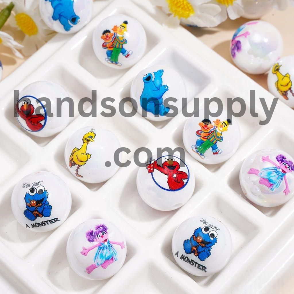 Adorable Classic Puppet Character Series UV Coated Printed Round Acrylic Beads for Bracelets, 16MM, Random Mix